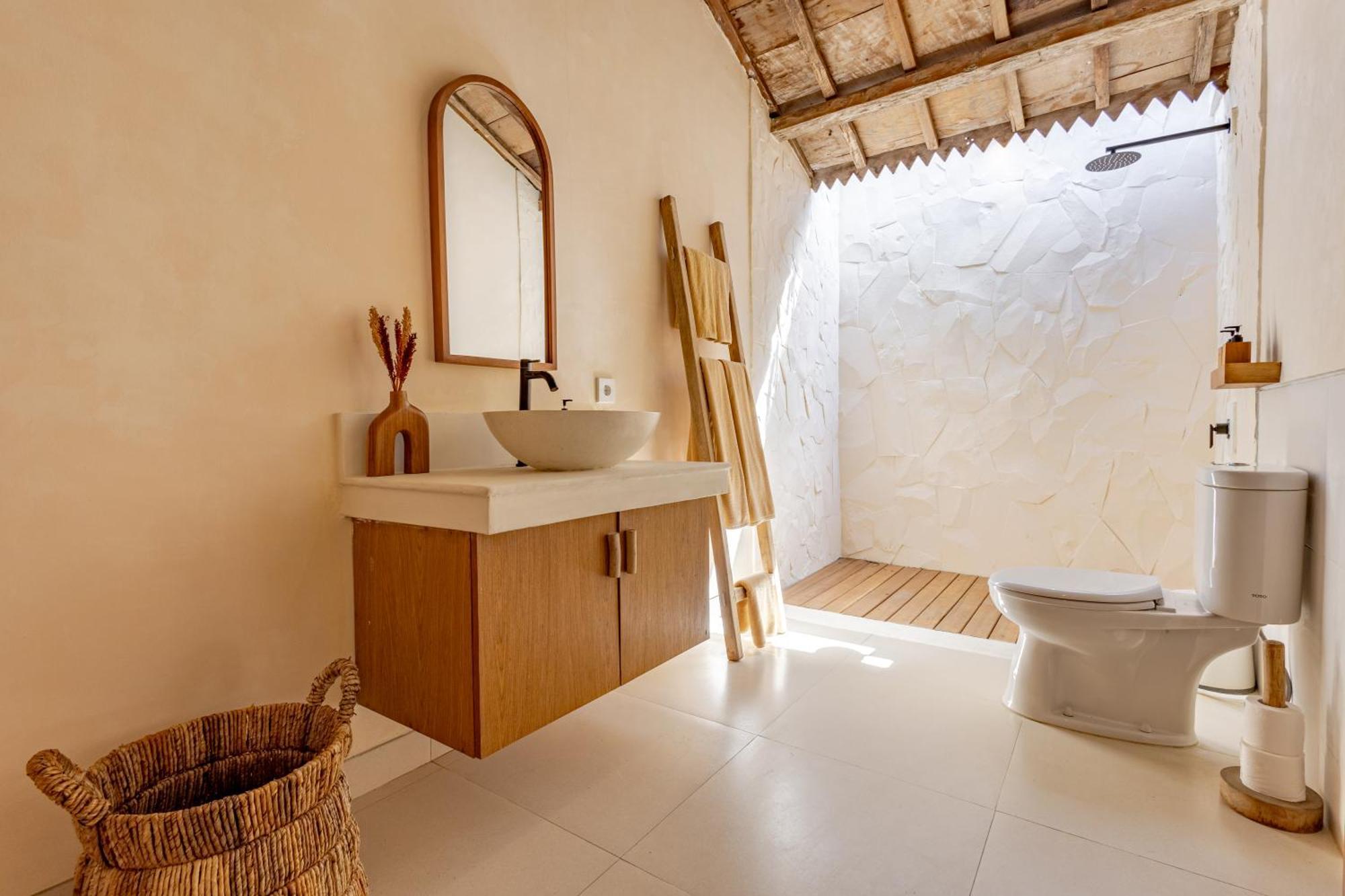 The Pink Joglo, A Cheerful 3Bdr Villa W/Pool And Rice-Field View. Dalung  外观 照片